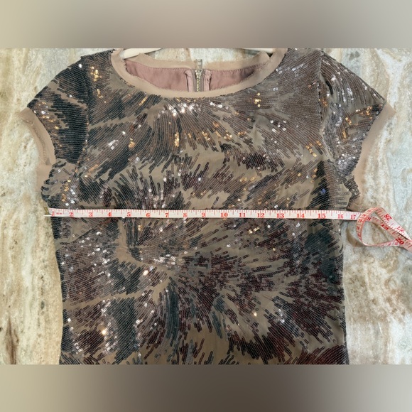 Women’s VINCE CAMUTO bronze gold sequin sheath dress- size 6 - Picture 5 of 8